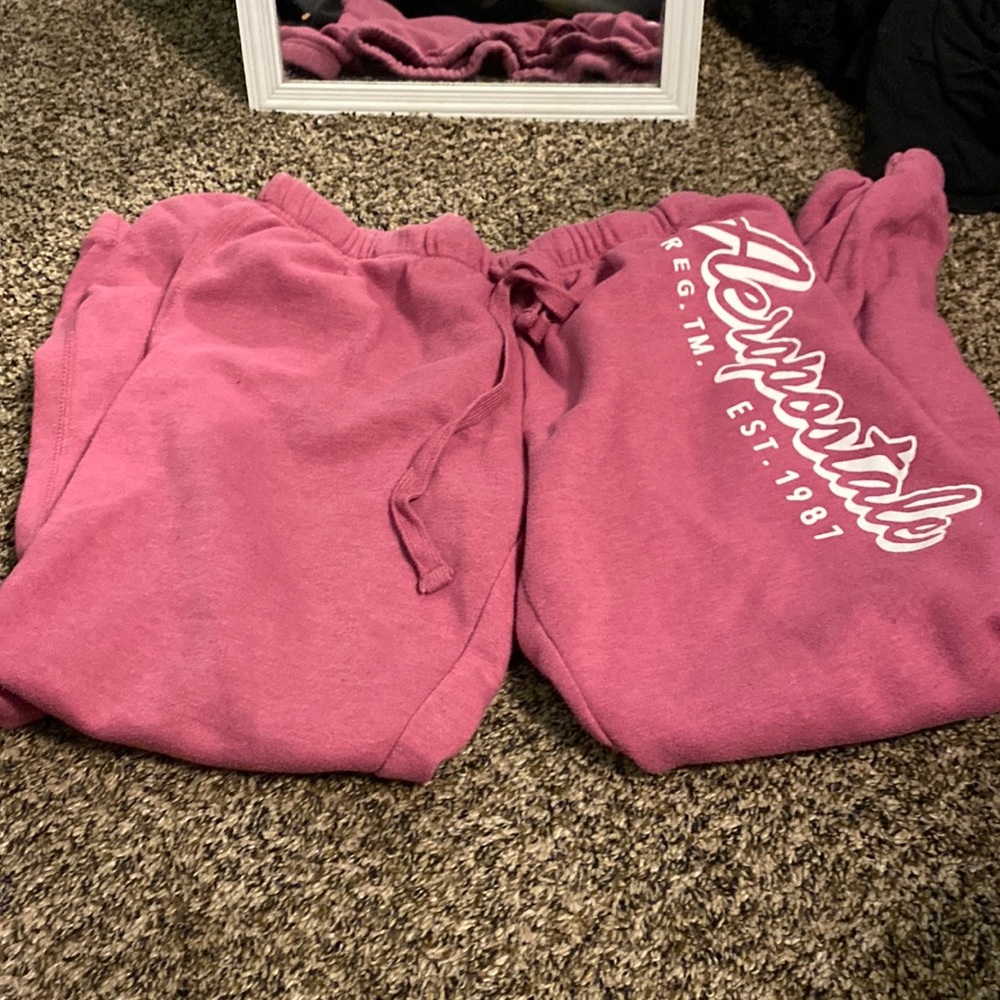 Sweat pants that are adjustable